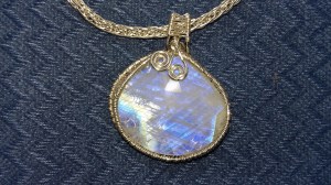 Rainbow Moonstone collar on silver plated wire. £ 40